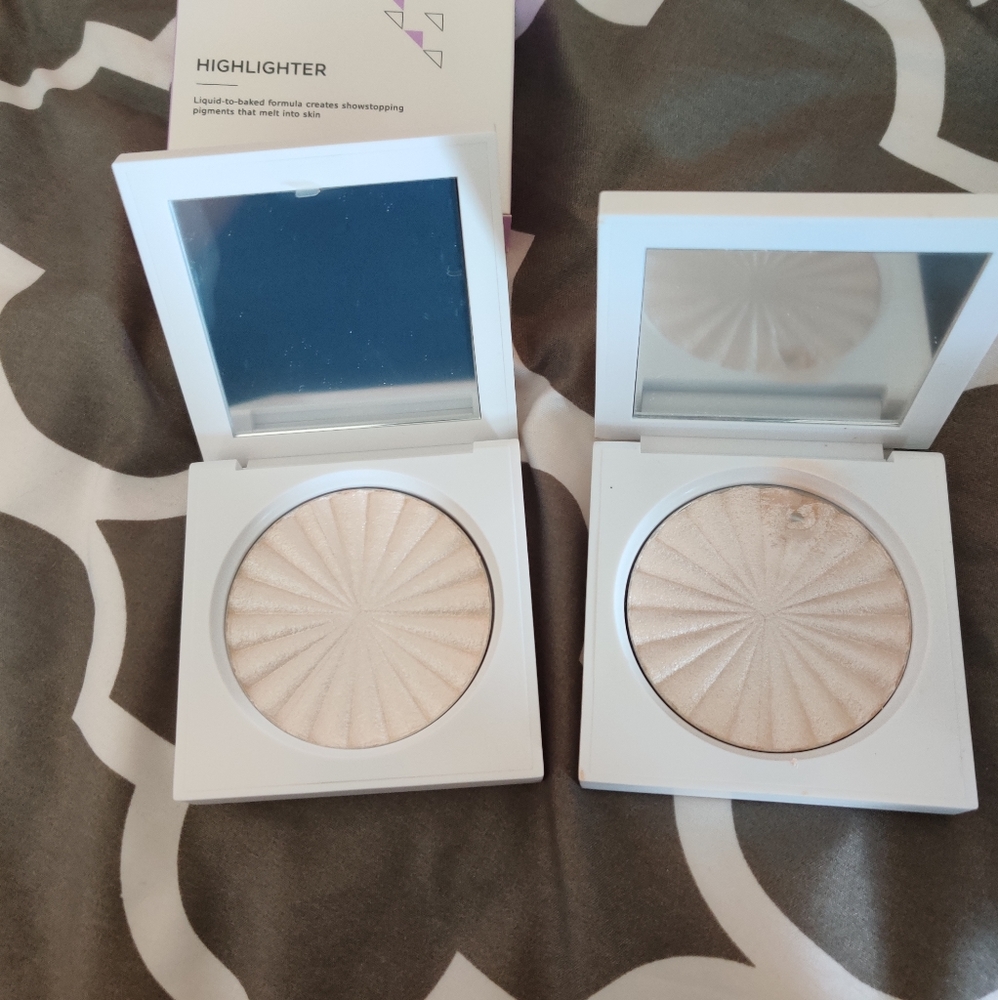 Ofra x NikkieTutorials Glazed Donut Highlighter